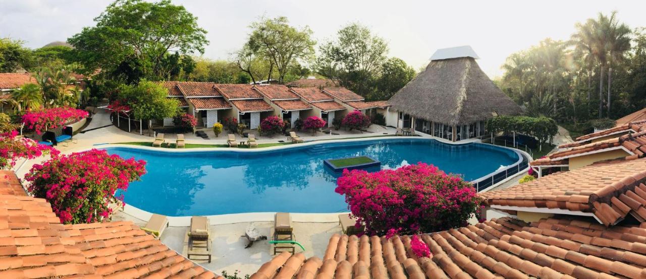 Seis Playas Hotel Tamarindo Zewnętrze zdjęcie